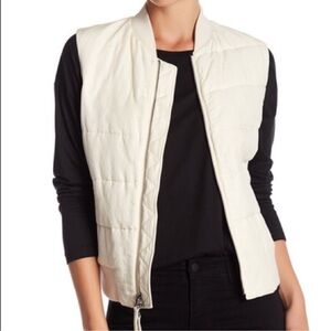 Vince Linen Cotton Quilted Vest in Cream